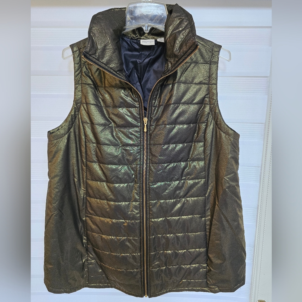 Elegant Metallic Puffer Vest